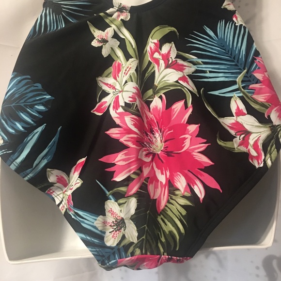 Women bikini - Picture 7 of 10